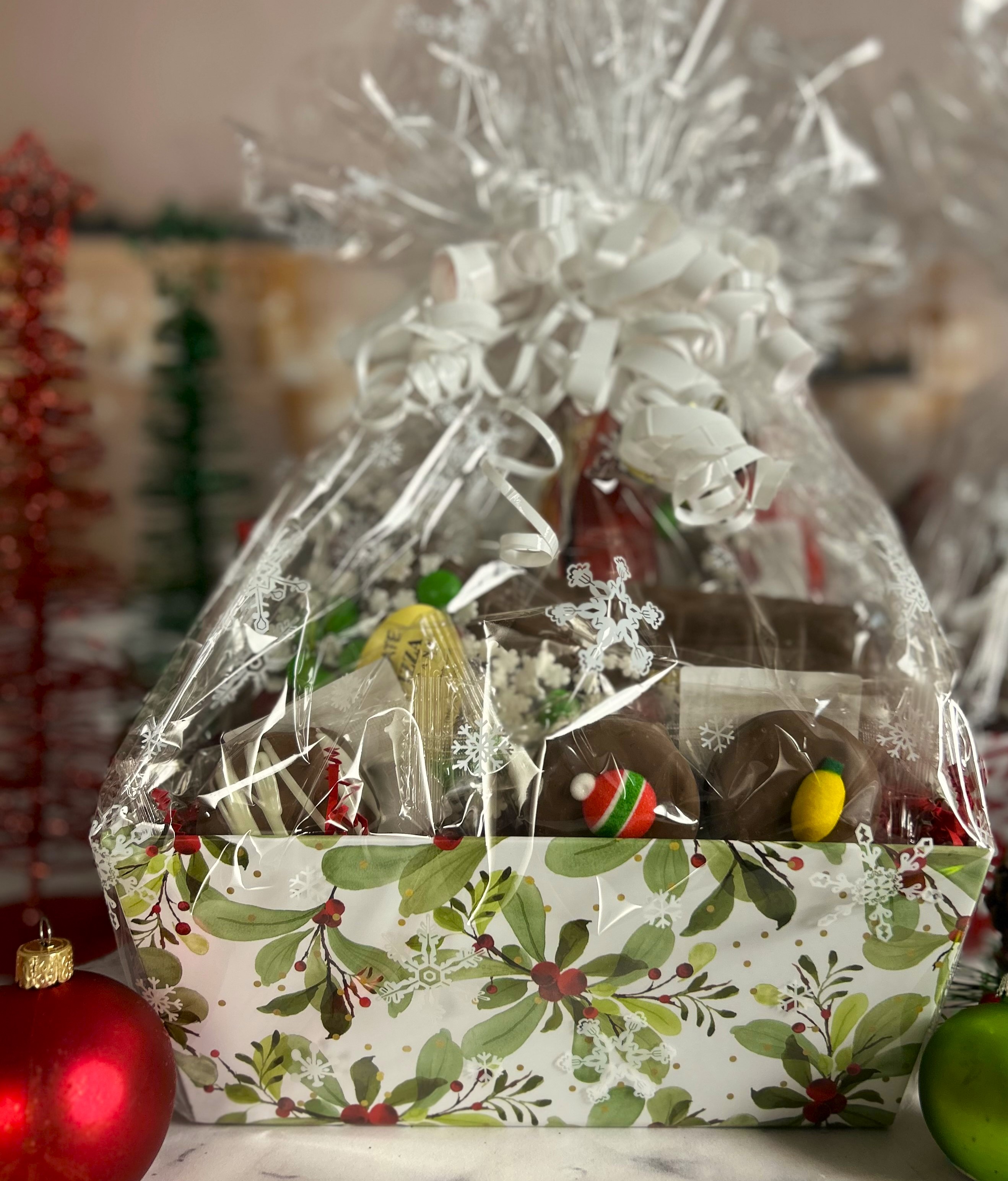 2025 Snowflake basket with