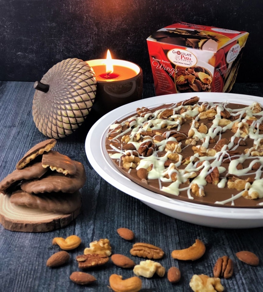 864px x 959px - Chocolate Pizza with Nuts & Peanut Butter Wings Combo