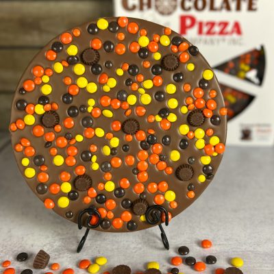 Peanut Butter Blast Chocolate Pizza