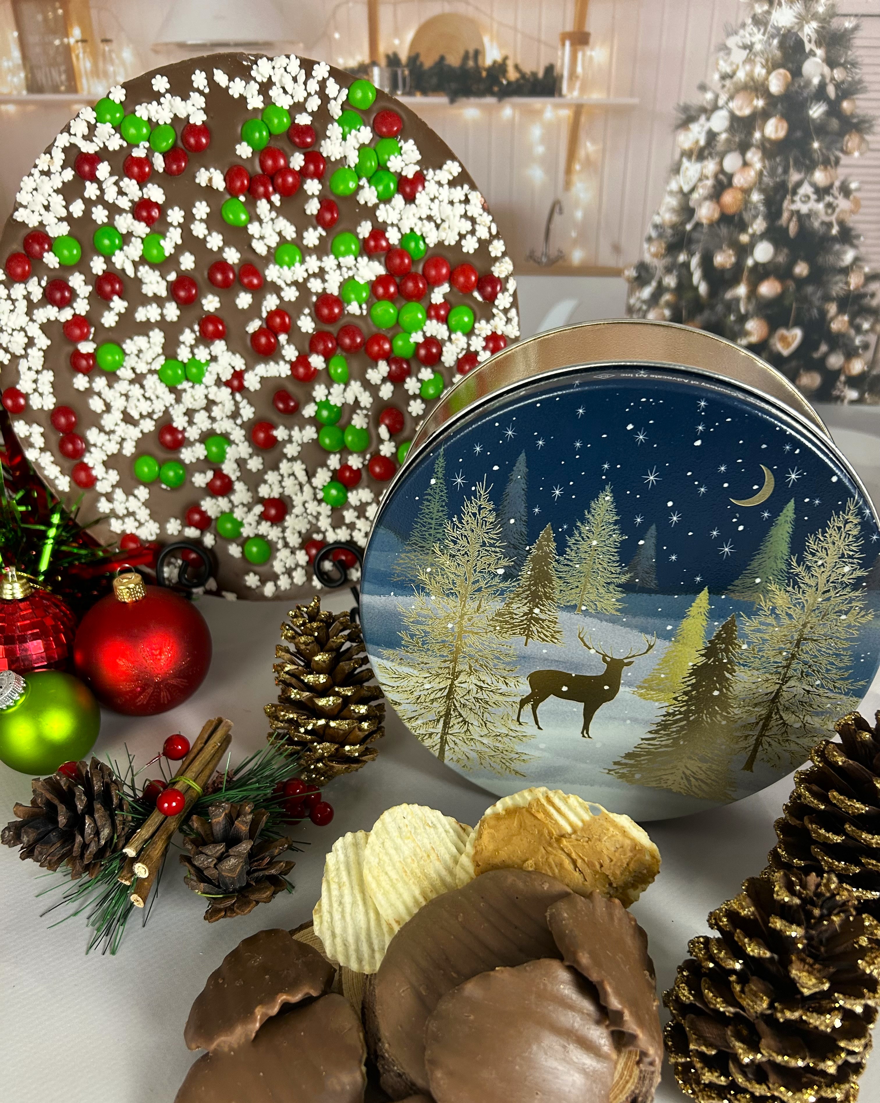 Combo Snowflake Chocolate Pizza