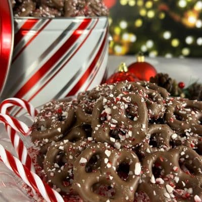 candy cane pretzel tin