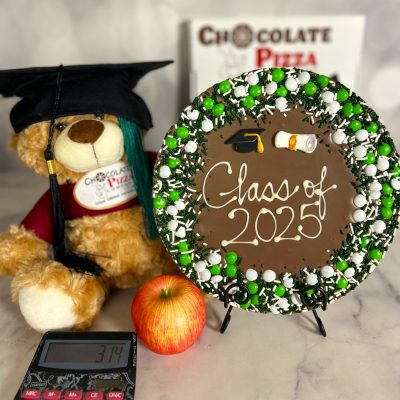 2025 graduation chocolate pizza with green white candy border