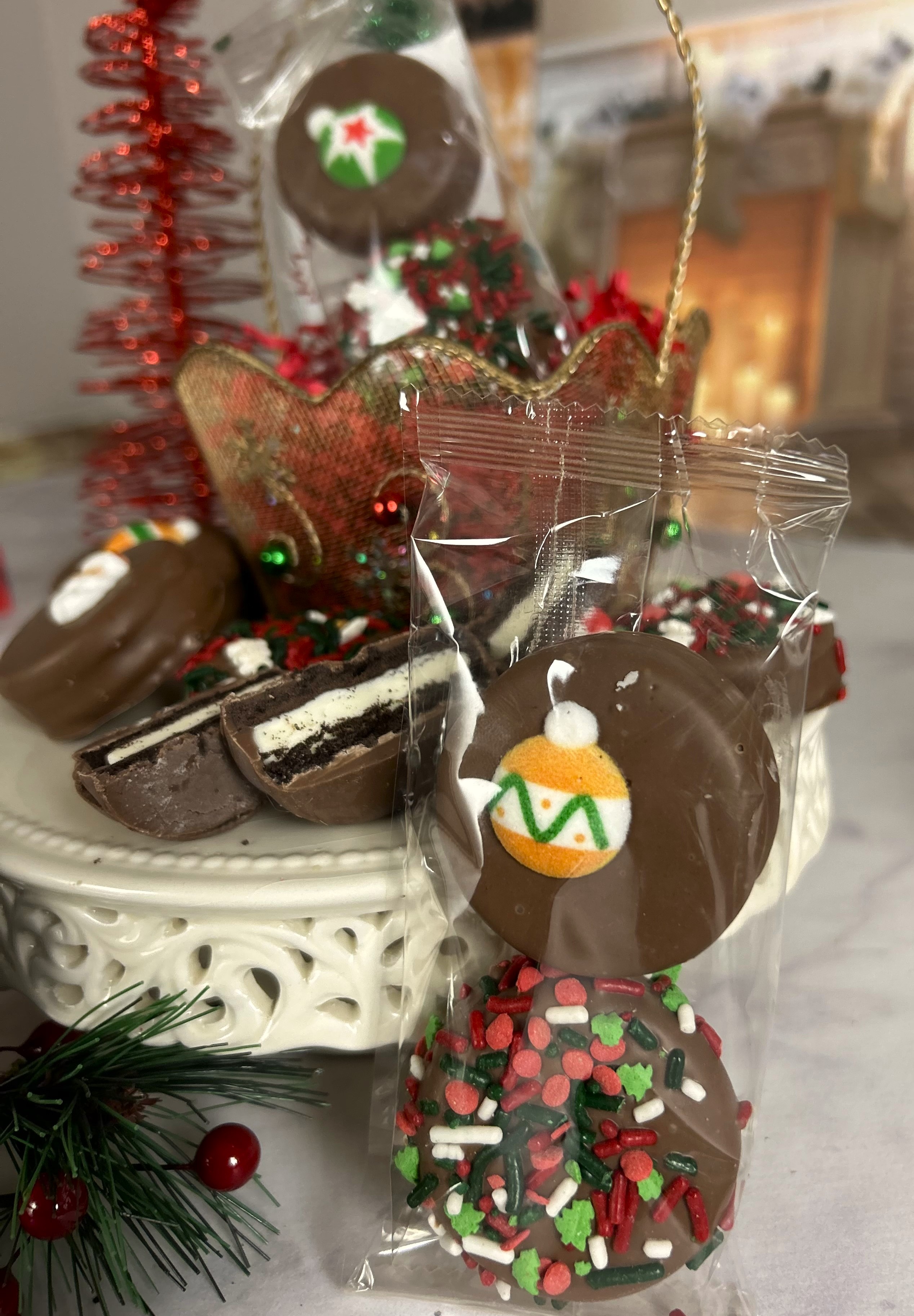 2 pack decorated holiday